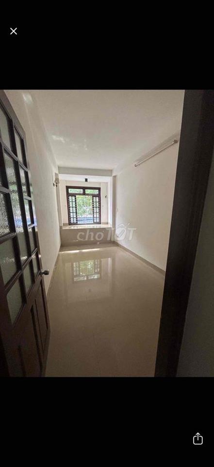 PHÒNG TRỌ MẶT TIỀN NGUYỄN HOÀNG