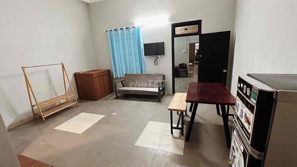 Phòng rộng 2 giường bếp riêng - Lý Tự Trọng - Trung tâm TP