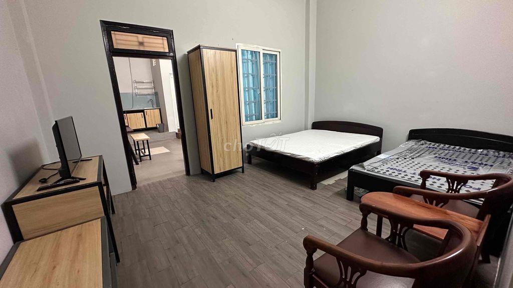 Phòng rộng 2 giường bếp riêng - Lý Tự Trọng - Trung tâm TP