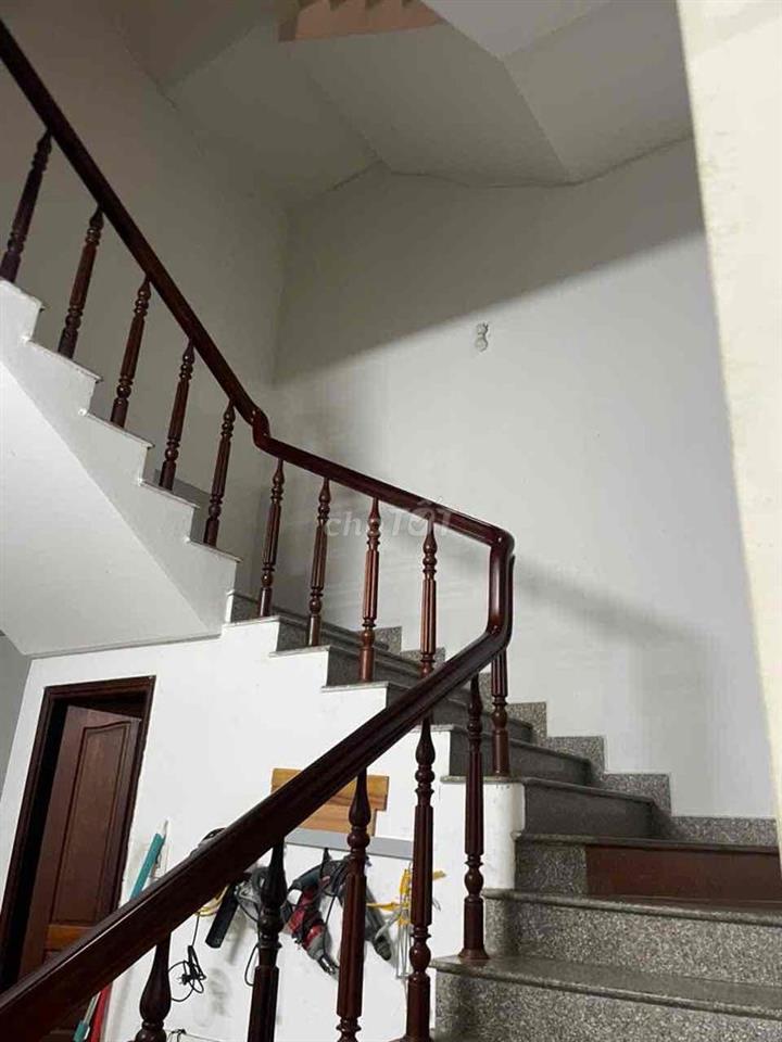 cho thuê phòng trọ gần đại học kiến trúc, sân bay.