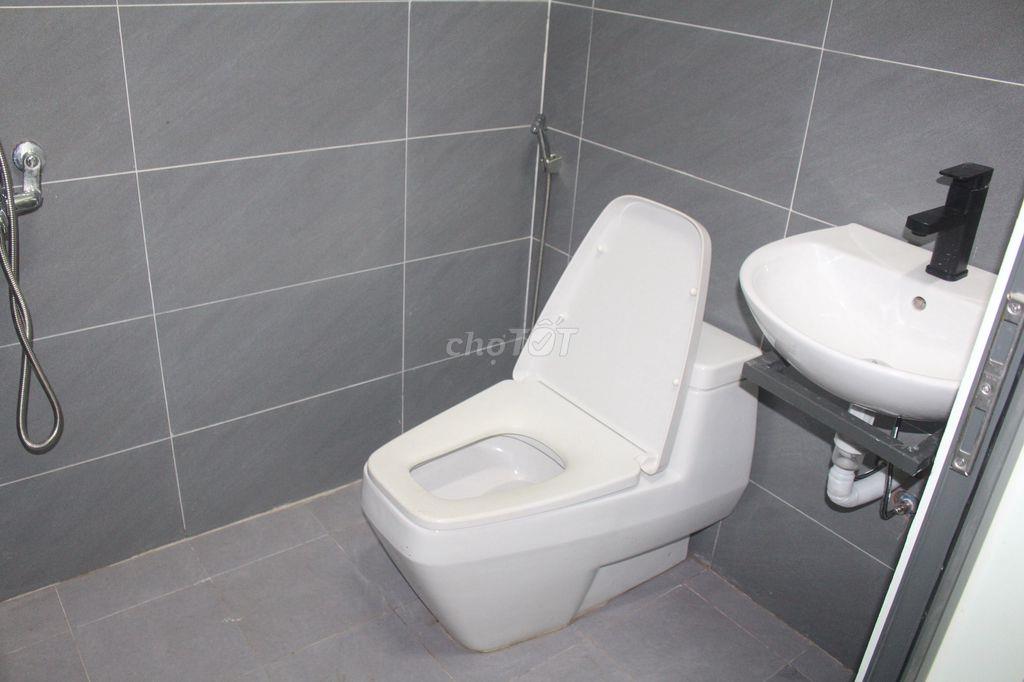 Cho thuê phòng 20m2 đầy đủ tiện nghi xách valy vào ở