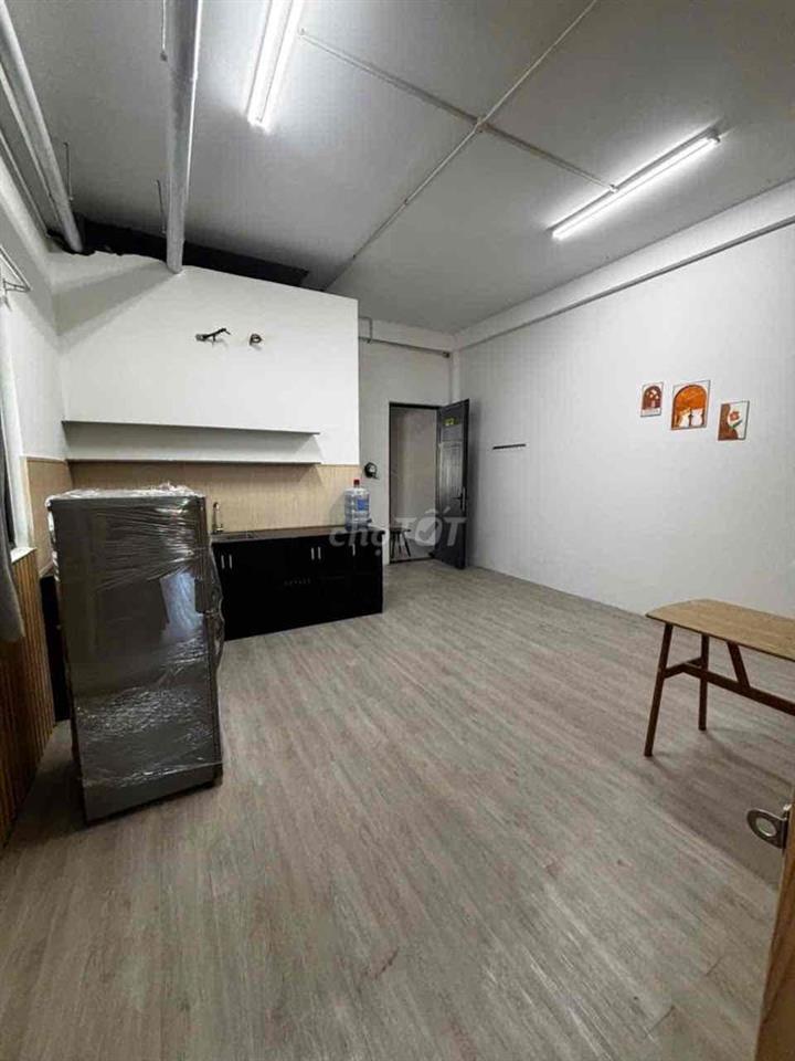 cho thuê căn hộ studio full nội thất . giá từ 4.5-7tr ở từ 3-5 người