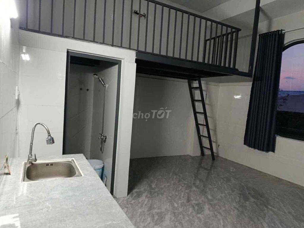 Phòng trọ mặt tiền, vị trí đẹp, đông người qua lại.