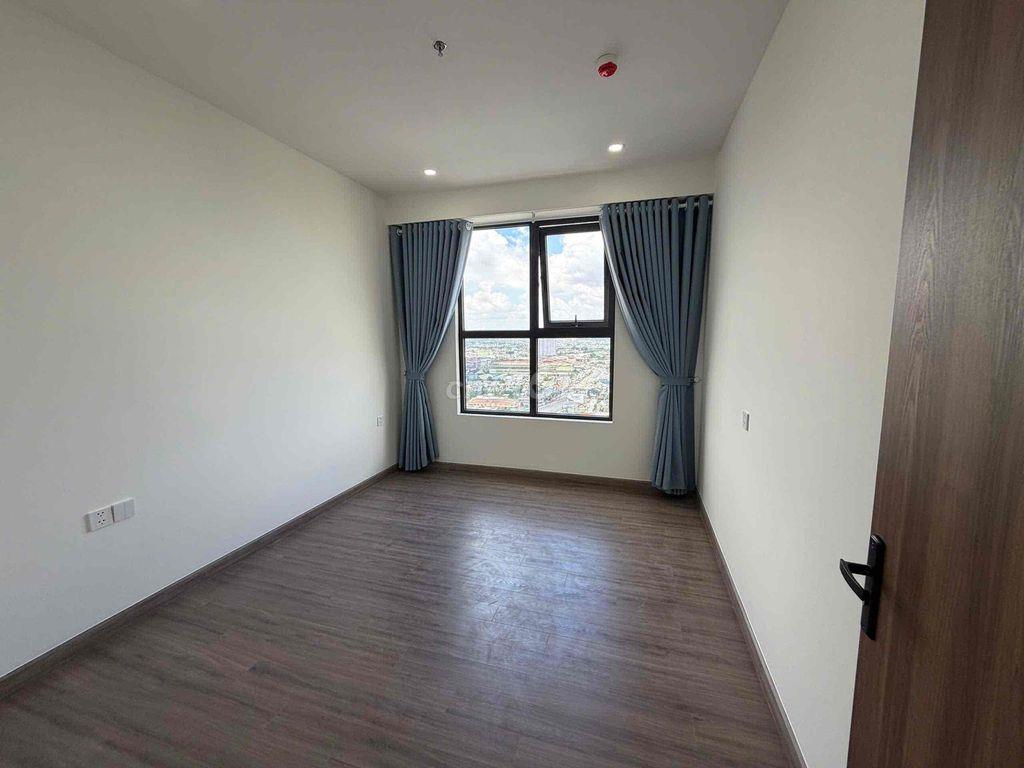 CĂN 2pn DT 70m2 sẵn 1 máy lạnh giá thuê chỉ 5,5tr