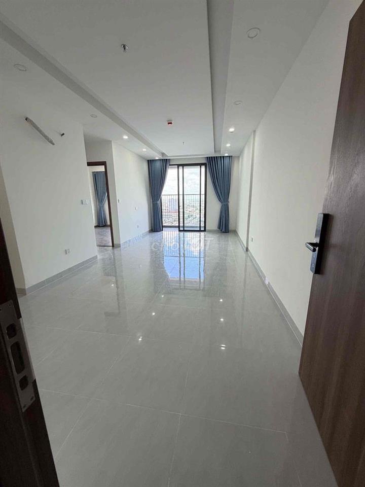 CĂN 2pn DT 70m2 sẵn 1 máy lạnh giá thuê chỉ 5,5tr
