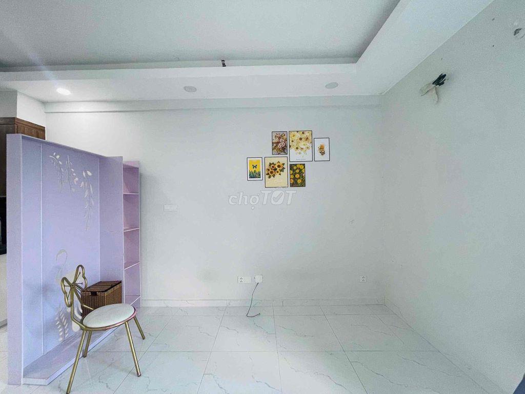 BÁN GẤP CĂN STUDIO CHUNG CƯ OPALSKYLINE -SHR-SẴN HD THUÊ