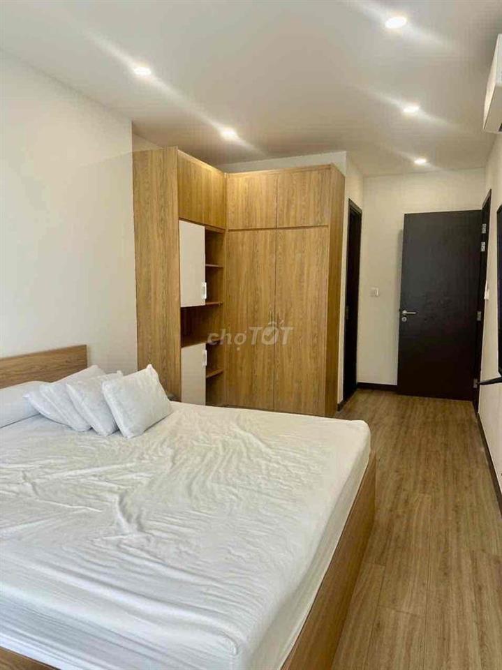 BÁN GẤP CĂN 2PN DT 80m2 Full NỘI THẤT CC SKYVIEW THỦ DẦU MỘT GIÁ TỐT