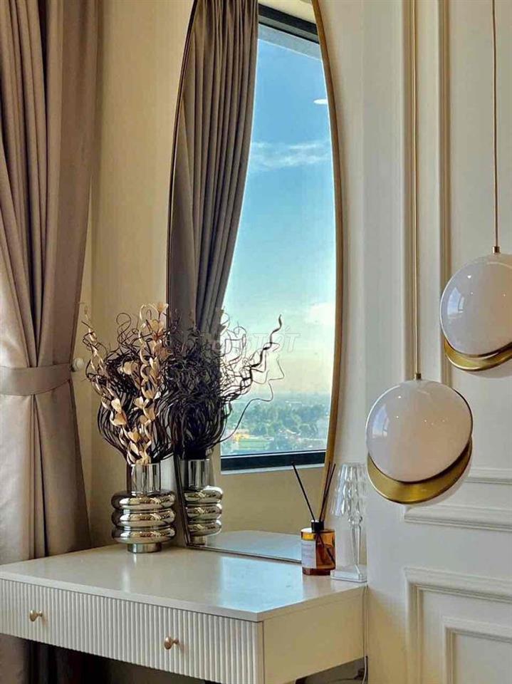 Chủ Ngộp Bán Nhanh 2PN 79M2 Full Nội Thất 2.250Tỷ  Chung Cư C SKY VIEW