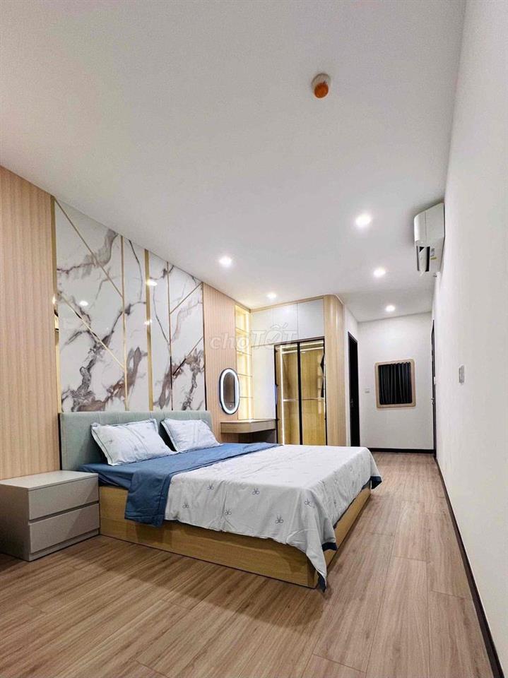 Cho thuê căn hộ 2PN 2WC 80m2 View đẹp nhất toà C Sky View Chánh Nghĩa