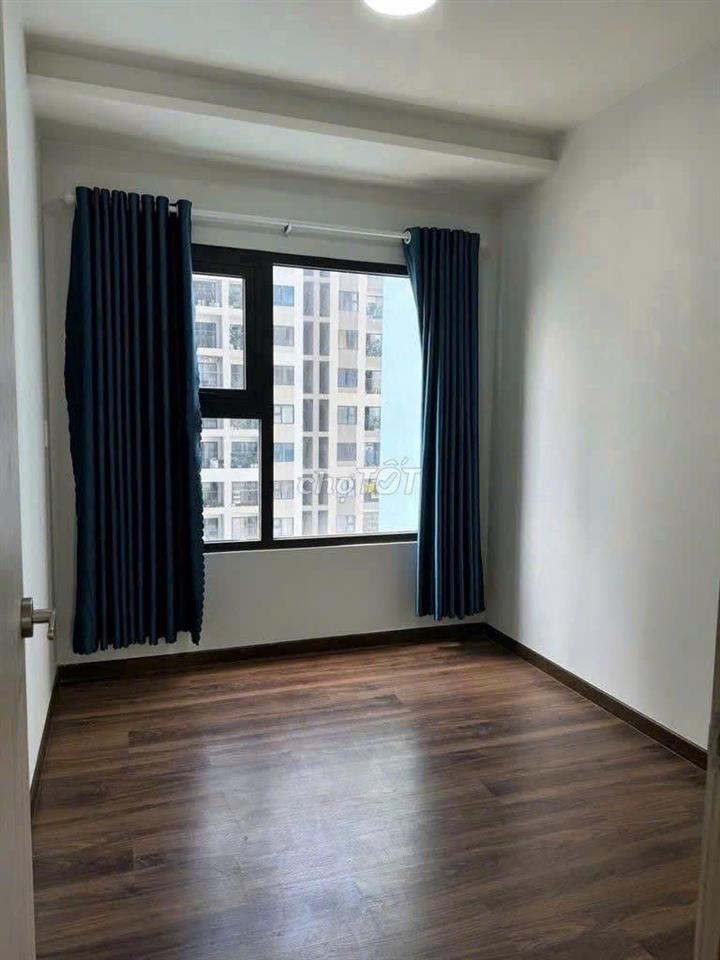 Cần bán căn 2pn 2wc chung cư Charm