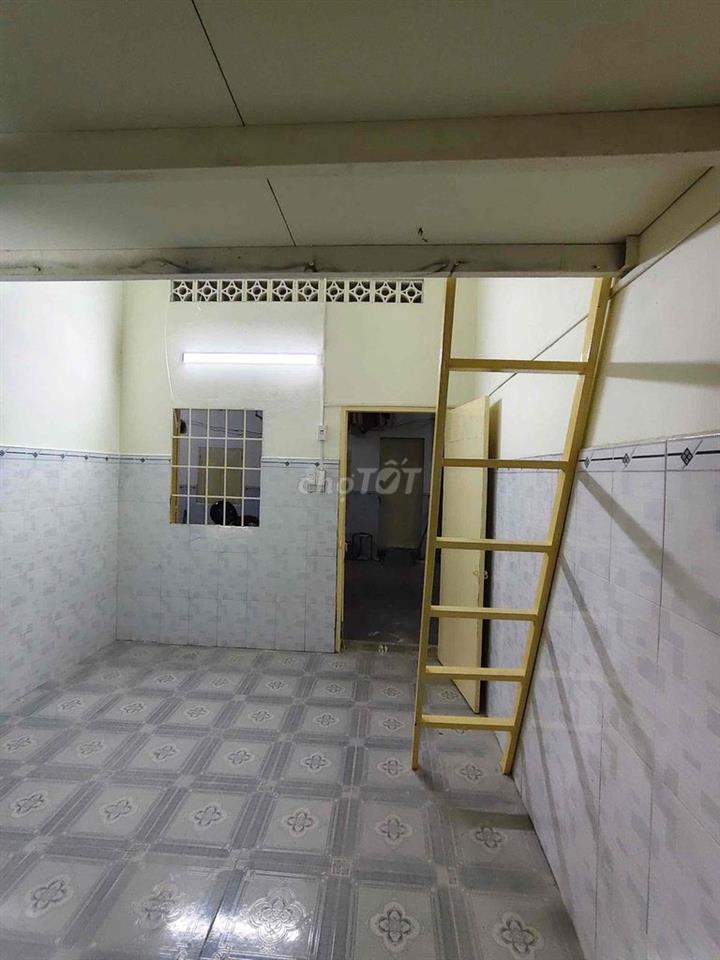 [Giá 2tr] Cho thuê nhà trọ DT743A, gần Trạm thu phí