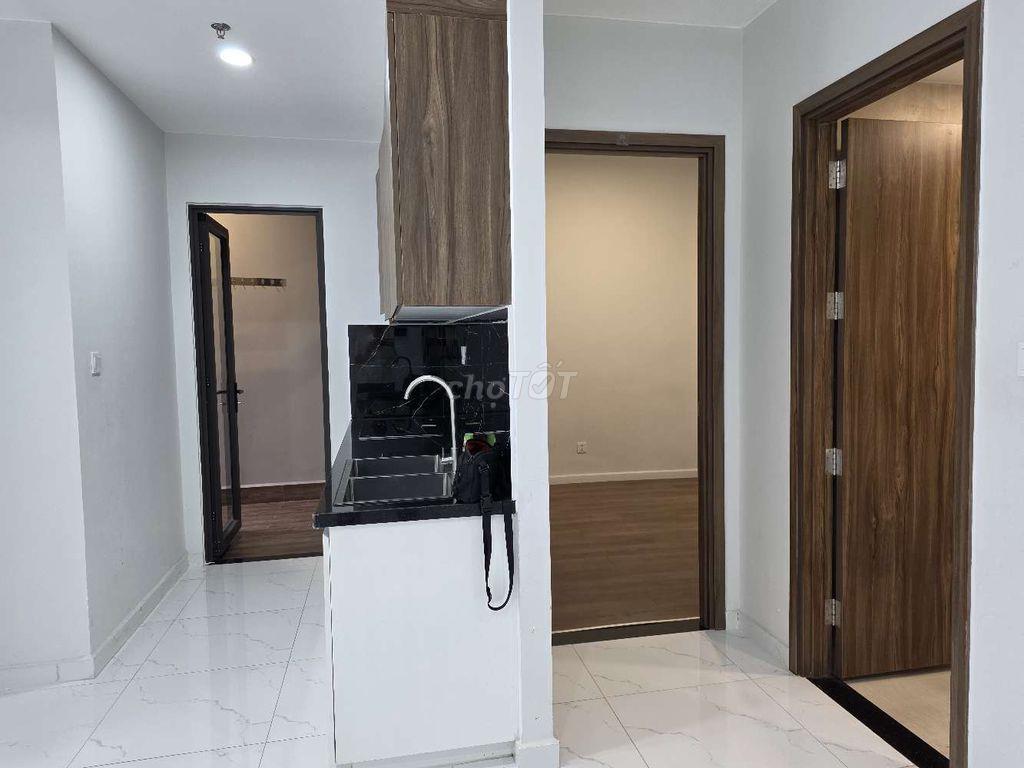 Bán 2pn 2wc 65m² đông bắc view hồ bơi