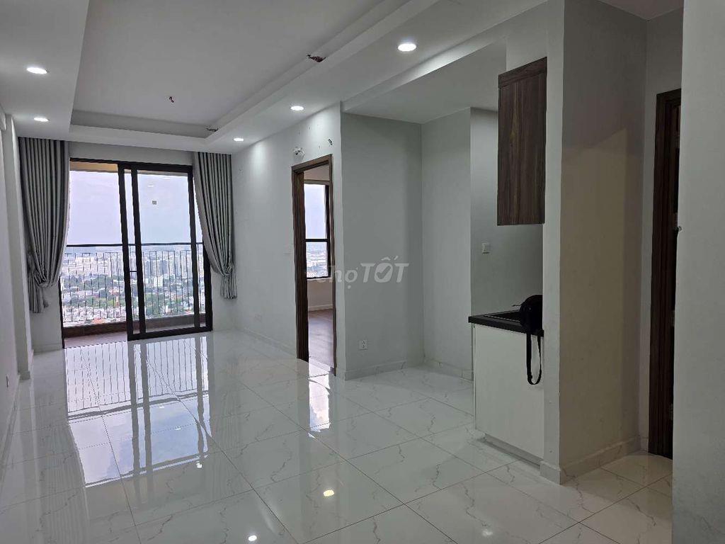 Bán 2pn 2wc 65m² đông bắc view hồ bơi
