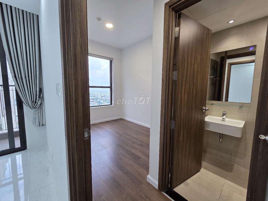 Bán 2pn 2wc 65m² đông bắc view hồ bơi