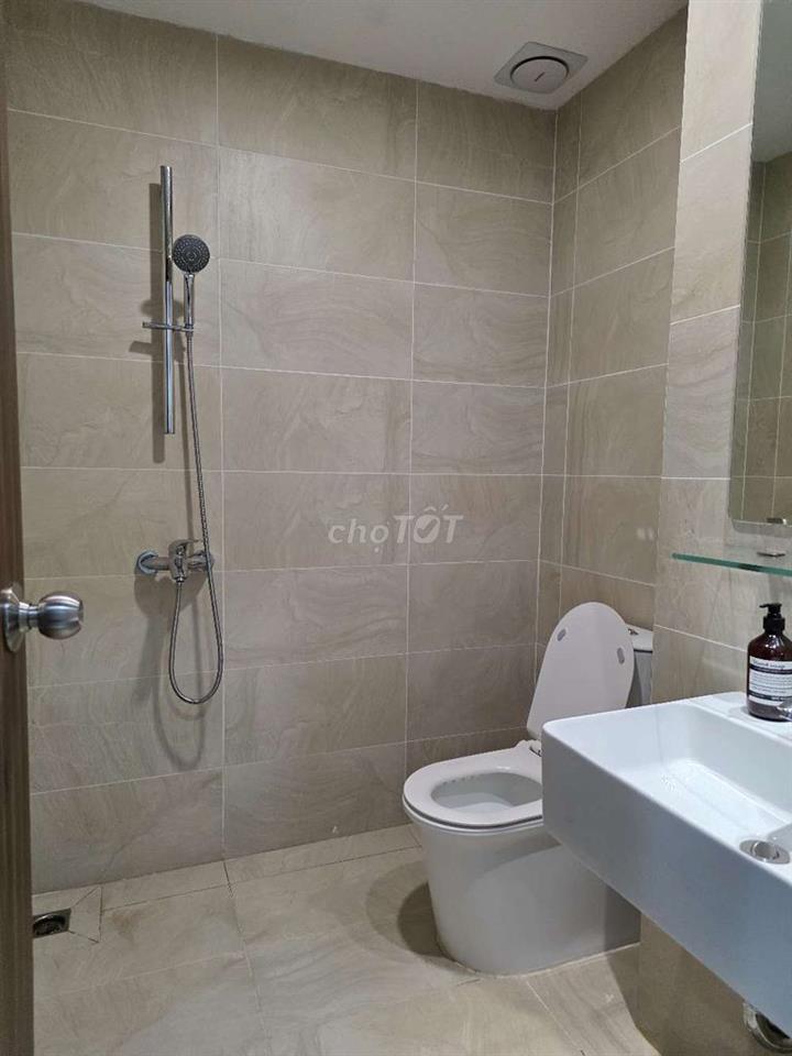 Cho thuê OPAL SKYLINE 40m² studio full nội thất mới đẹp 6,5 triệu.