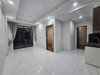 Cho thuê căn hộ 2pn 2wc tại Opal Skyline, view hồ bơi