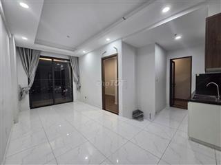 Bán căn hộ Opal Skyline, 65m2, 2PN, view hồ bơi đông bắc