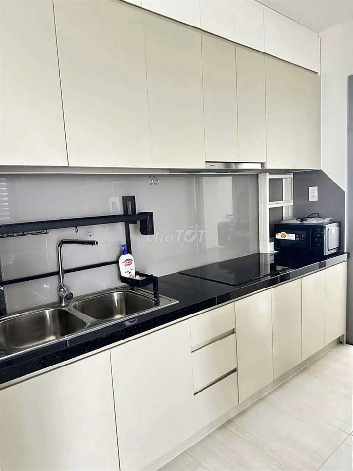 CHO THUÊ CĂN HỘ 3PN FULL NỘI THẤT CAO CẤP – C SKYVIEW CHÁNH NGHĨA, TDM