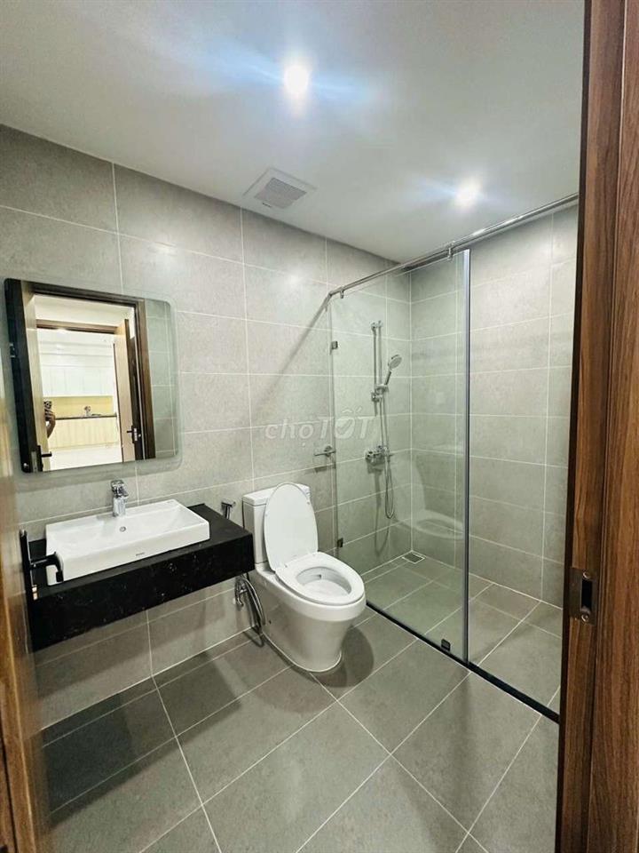 THUÊ 2PN NHÀ MỚI SẴN Ở LIỀN A&T SKY GARDEN LÁI THIÊU THUẬN AN 5TR5