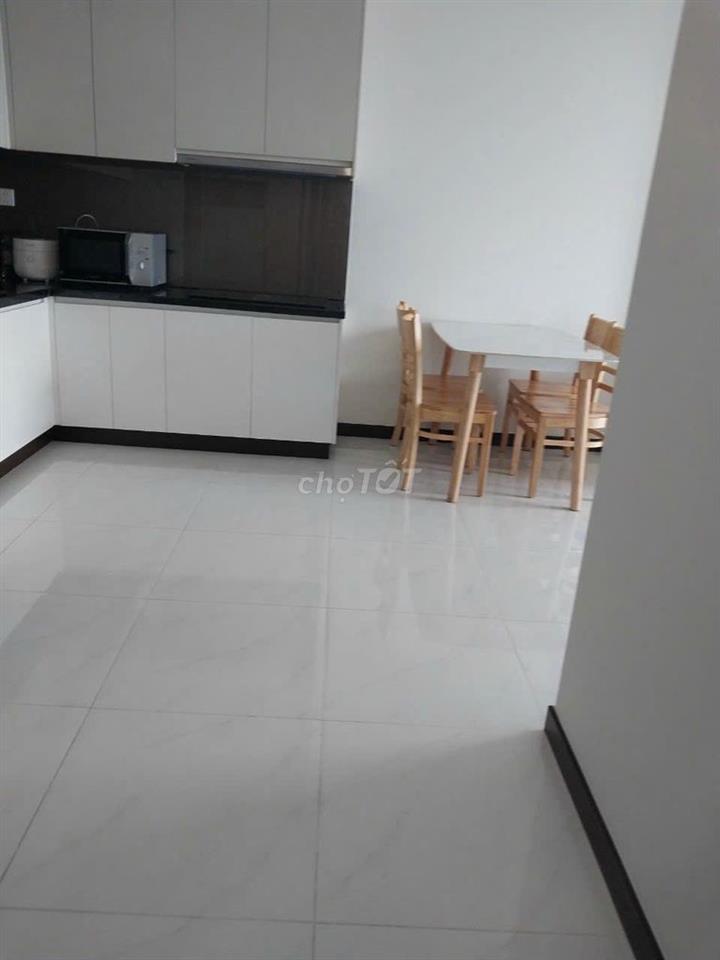 THUÊ 2PN FULL NỘI THẤT CAO CẤP – C SKYVIEW CHÁNH NGHĨA 11TR