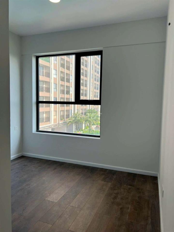 CHÍNH CHỦ BÁN RẺ  2PN TẦNG THẤP ĐỐI DIỆN BỂ BƠI OPAL SKYLINE 2,22 TỶ
