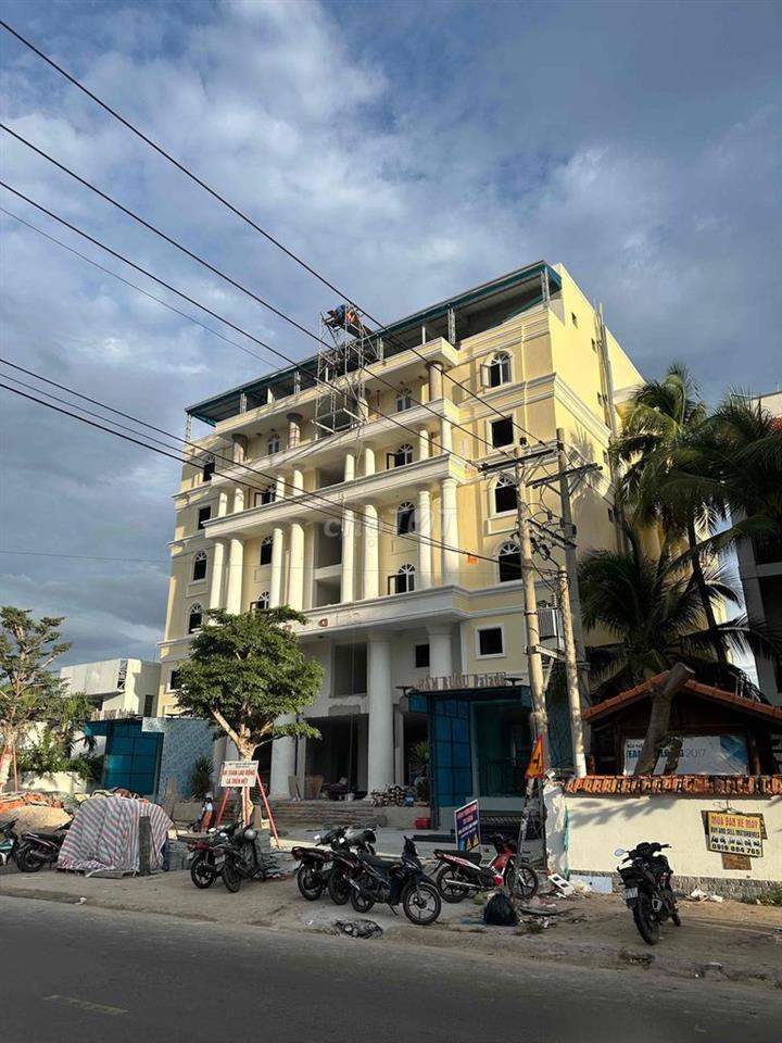 sang nhượng khách sạn