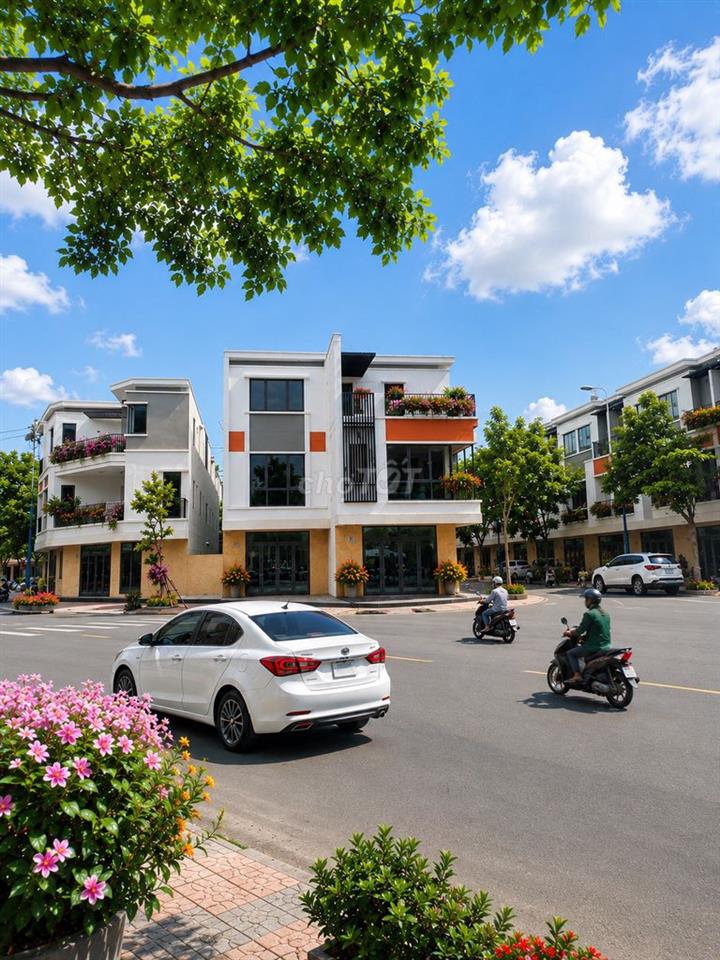 Hiếm! Nhà mới Thuận An mặt tiền đường 22m giá đầu tư 3.92 tỷ/căn