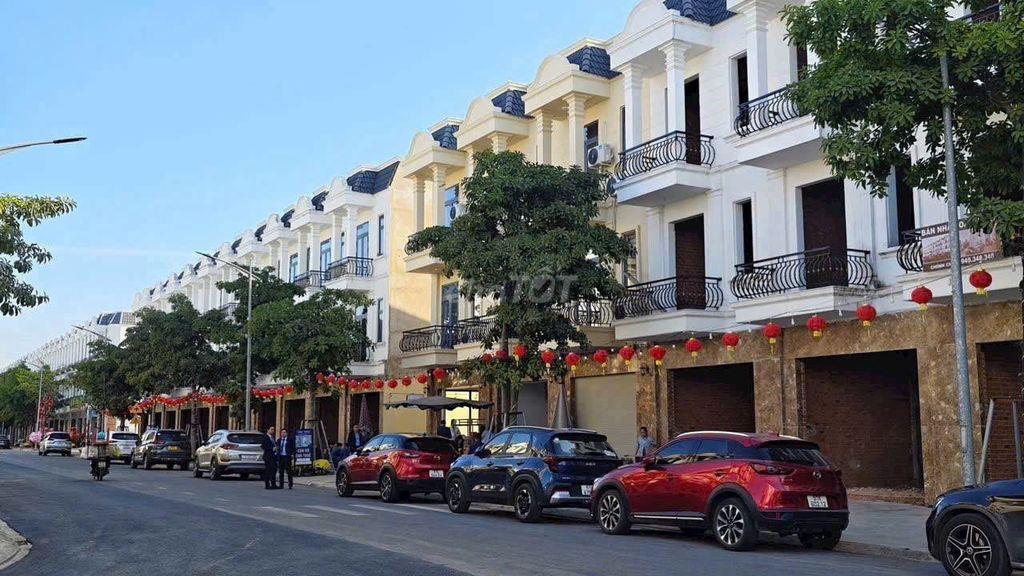 BÁN GẤP CĂN NHÀ 250M² CHỈ TỪ 2 tỷ9  SỞ HỮU GẦN VSIP 2, VSIP3 