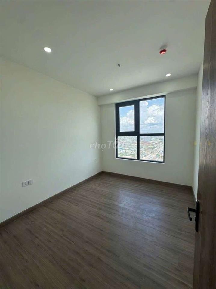 Cho thuê căn hộ 1PN+ view đẹp nội thất cơ bản đã lắp rèm, giàn phơi