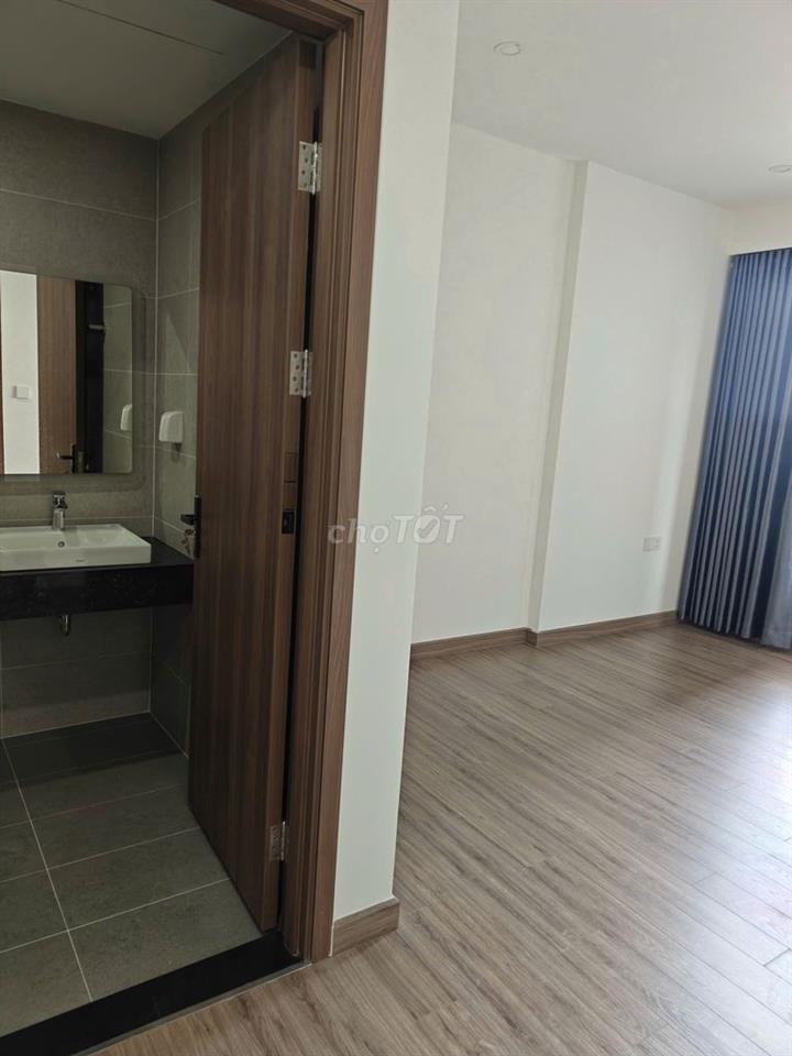 cho thuê căn hộ 2pn2wc view sông gần quận 12 nhà có rèm giàn phơi