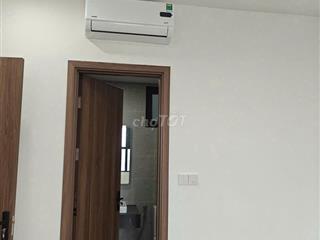 căn hộ 2pn2wc sẵn rèm, máy lạnh tầng cao view đẹp thoáng mát