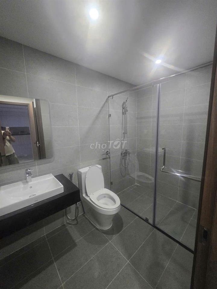 2PN có 2 máy lạnh, máy nóng lạnh, máy lọc nước, máy giặt, rèm,dàn phơi
