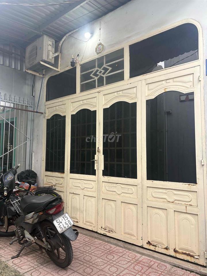 1.79 Tỷ GIẢM GIÁ KỊCH SÀN BÁN GÂP SỔ RIÊNG DĨ AN