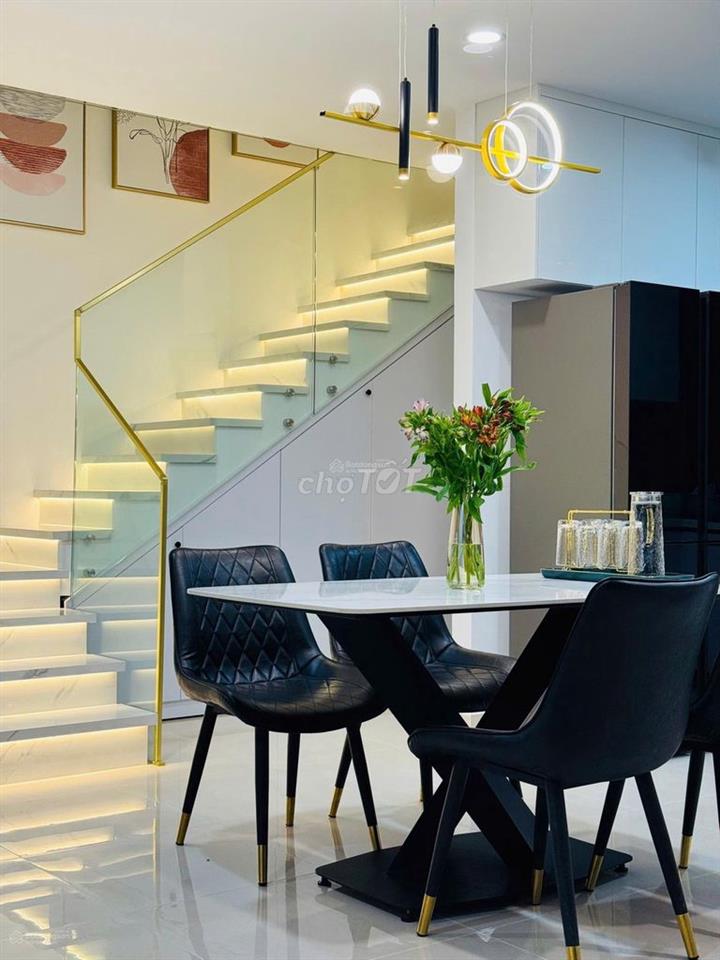 Bán gấp Duplex 3PN 2WC Phú Đông Sky Garden (chính chủ)