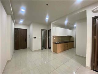 chính chủ bán căn hộ 2pn 2wc tầng 12 sổ sẵn