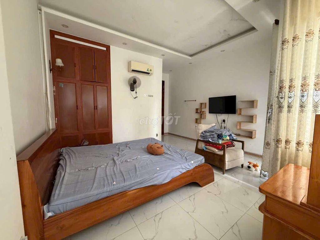 Cho thuê nhà 1 trệt 2 lầu gần thành phố mới Bình Dương dương