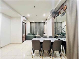 Căn hộ chung cư 72 m2
