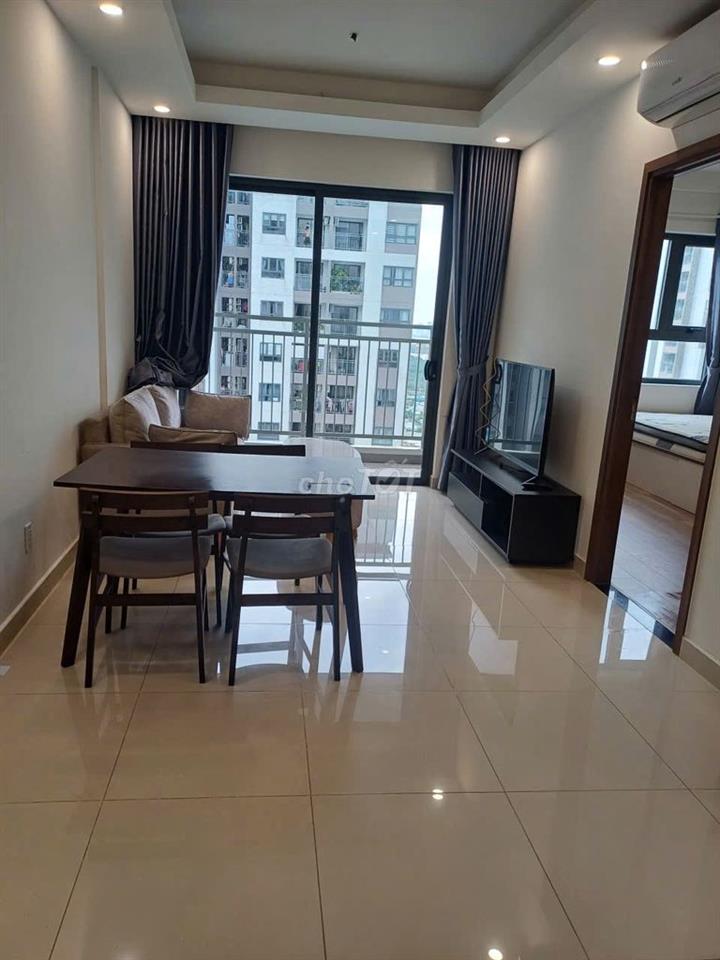 Bán gấp căn hộ 2pn ở liền full nội thất liền kề phú mỹ hưng