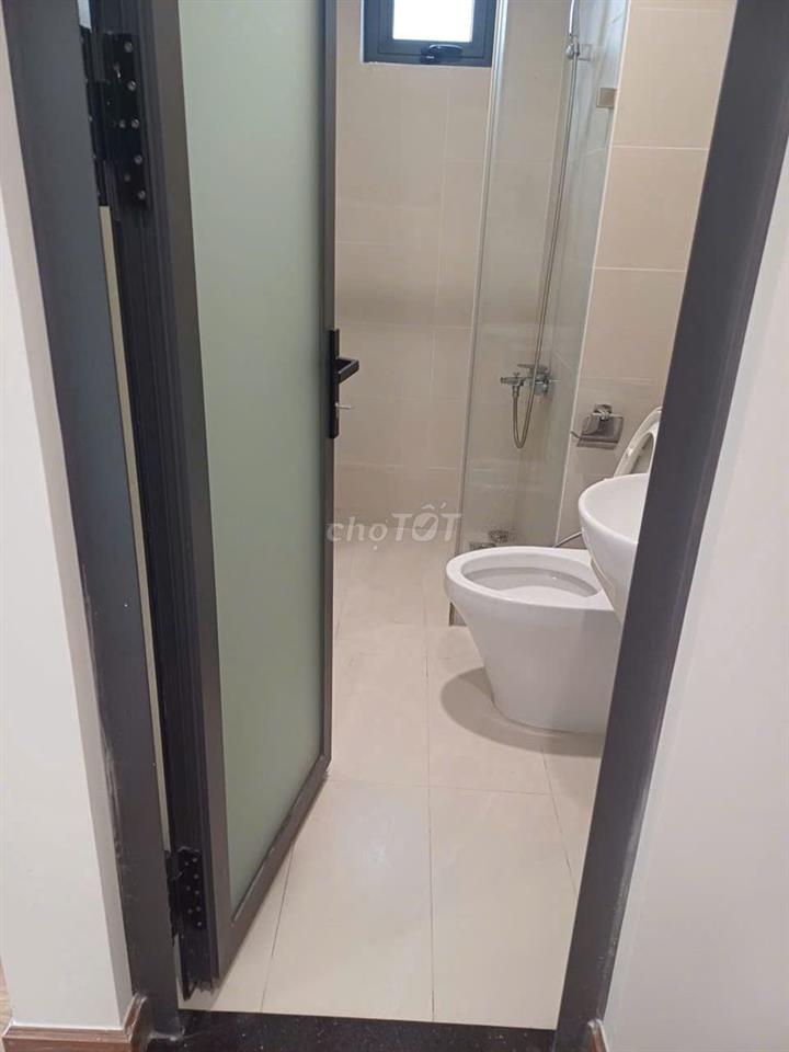 Bán gấp căn hộ 2pn ở liền full nội thất liền kề phú mỹ hưng
