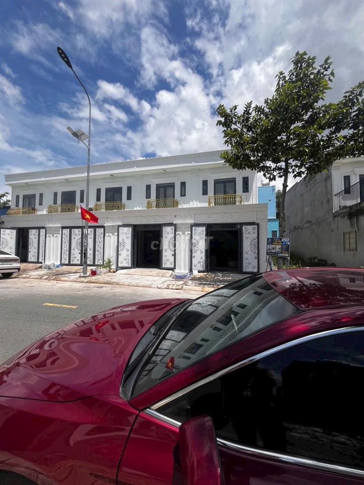 Nhà phố Tân Uyên 72m2 full đồ, ở & kinh doanh, cho thuê 10tr/th