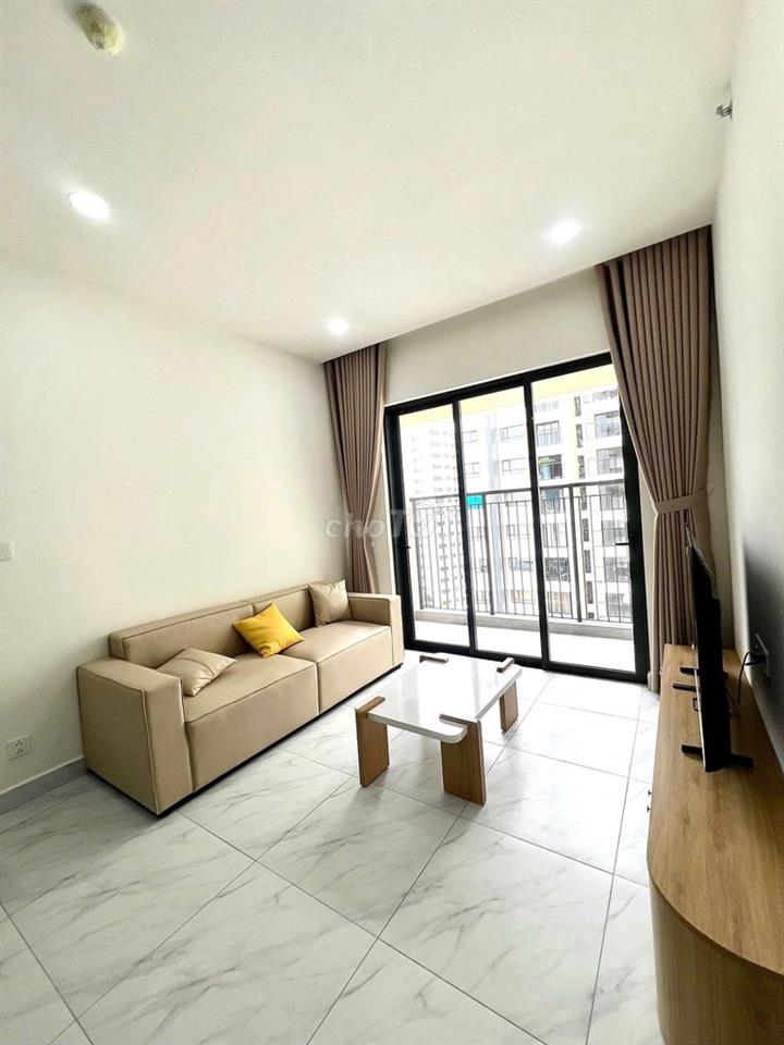 Cho thuê căn 2PN 2WC Ban Công - Full nội thất View Hồ Bơi