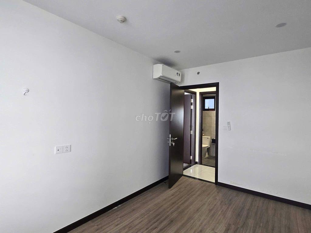 Thuê 1 phòng toilet riêng trong chung cư 2 phòng ngủ