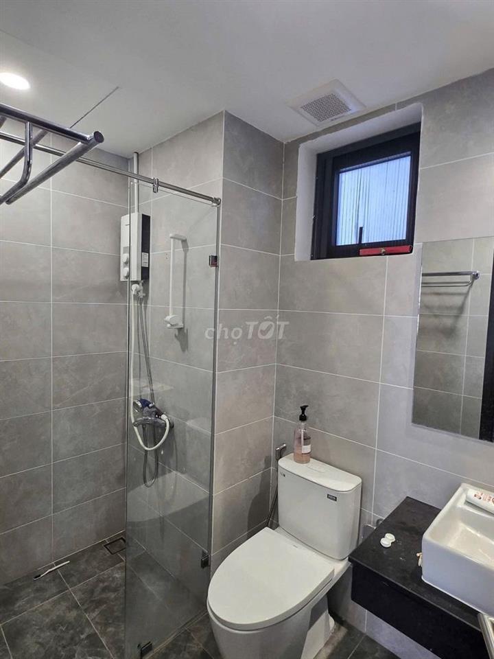 Thuê 1 phòng toilet riêng trong chung cư 2 phòng ngủ