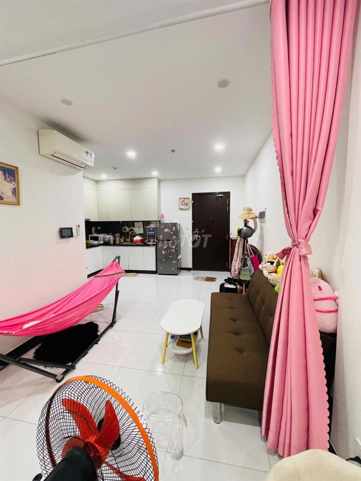 Thuê 1 phòng toilet riêng trong chung cư 2 phòng ngủ