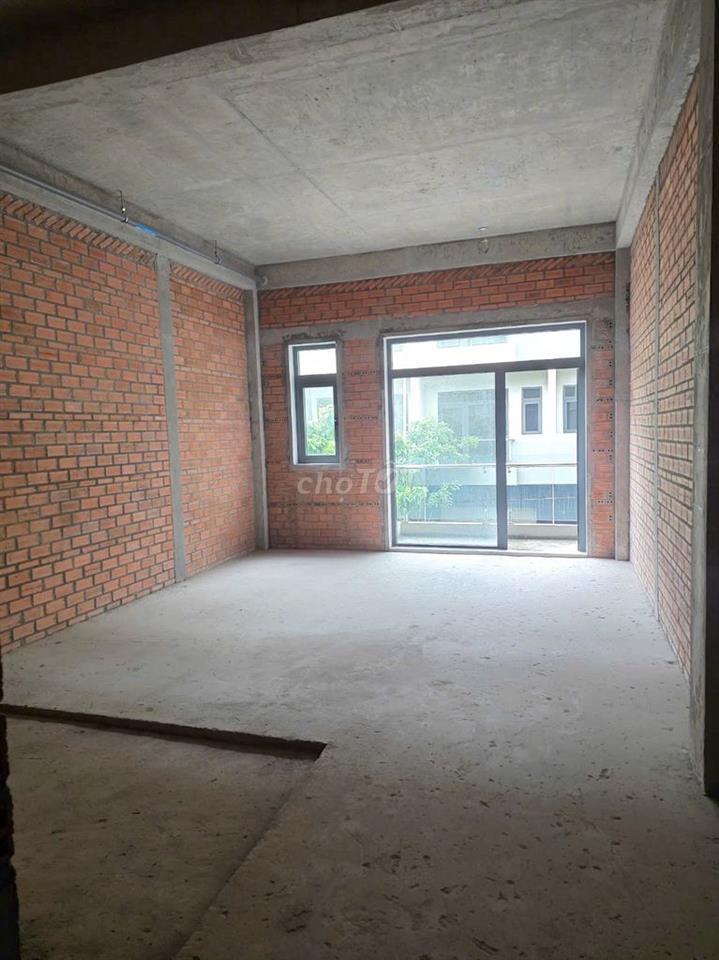 BÁN GẤP CĂN NHÀ PHỐ 267M2 10TỶ5, SỔ HỒNG SẴN, CÓ HĐ THUÊ 22TR/THÁNG