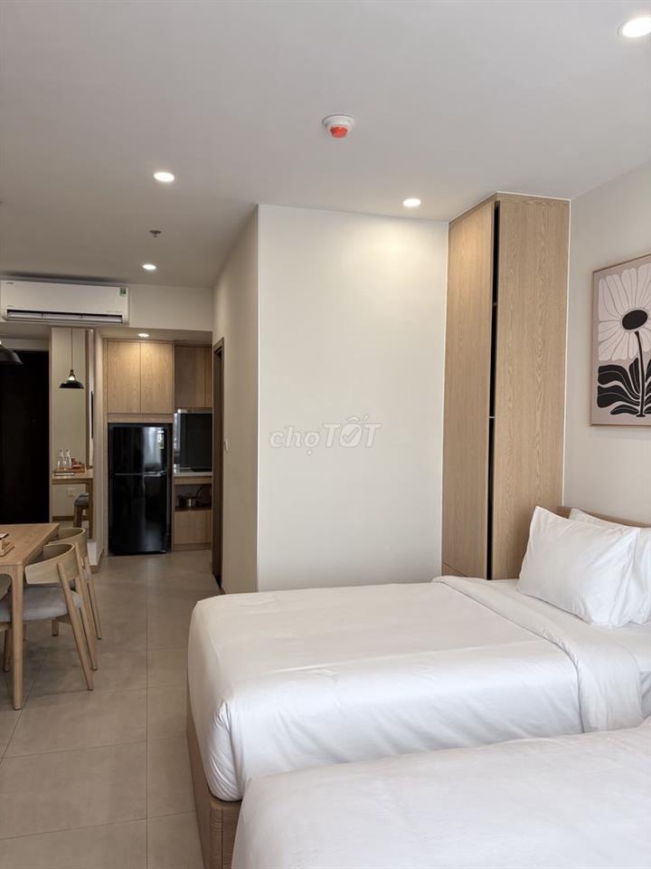 CHO THUÊ CĂN HỘ DỊCH VỤ FULL NT_ XÁCH VALI VÀO LÀ Ở_FREE ĐIỆN NƯỚC PQL