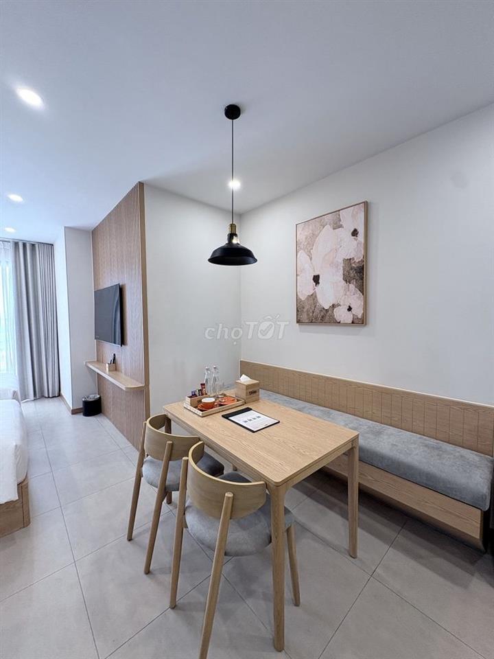 CHO THUÊ CĂN HỘ DỊCH VỤ FULL NT_ XÁCH VALI VÀO LÀ Ở_FREE ĐIỆN NƯỚC PQL