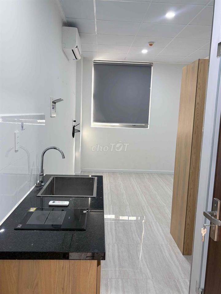 Pass nhanh căn Bhome2 17m, sẵn bếp , máy lạnh, wc riêng, 4tr3, ở liền