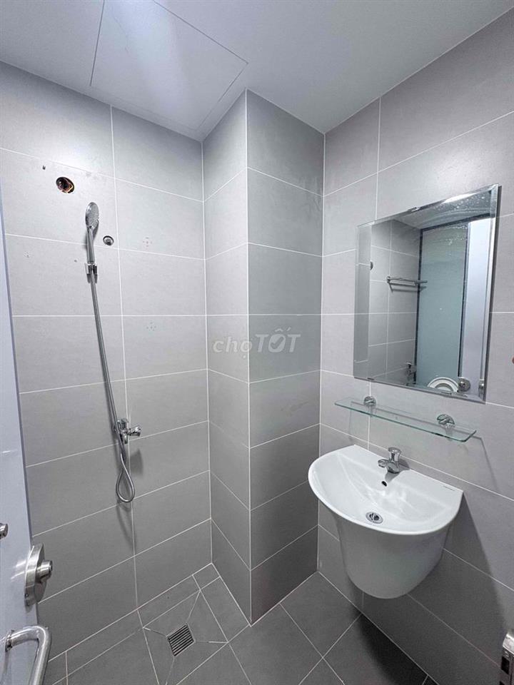 Pass nhanh căn Bhome2 17m, sẵn bếp , máy lạnh, wc riêng, 4tr3, ở liền