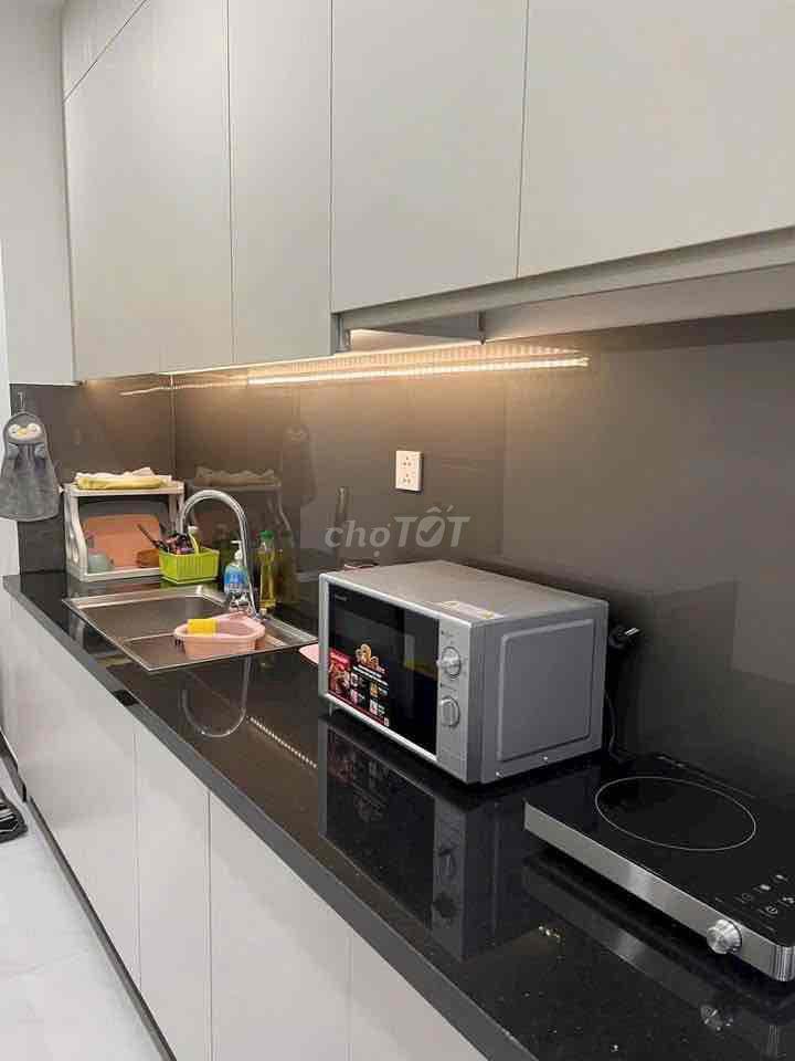CHO THUÊ CHUNG CƯ SKY VIEW 1PN FULL NỘI THẤT